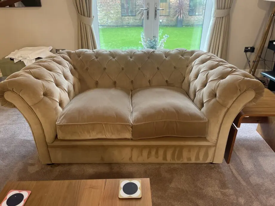 BEAUTIFUL 2 SEATER FABRIC CHESTERFIELD BEIGE