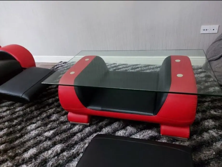 Red and blacl S8-9 seater Sofa,table Mirror