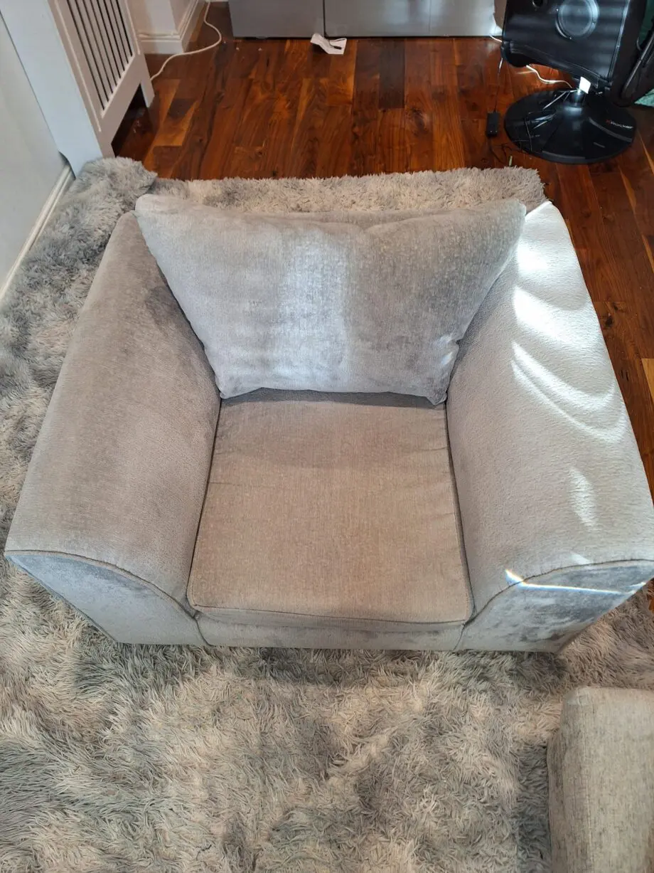 Light grey single sofa