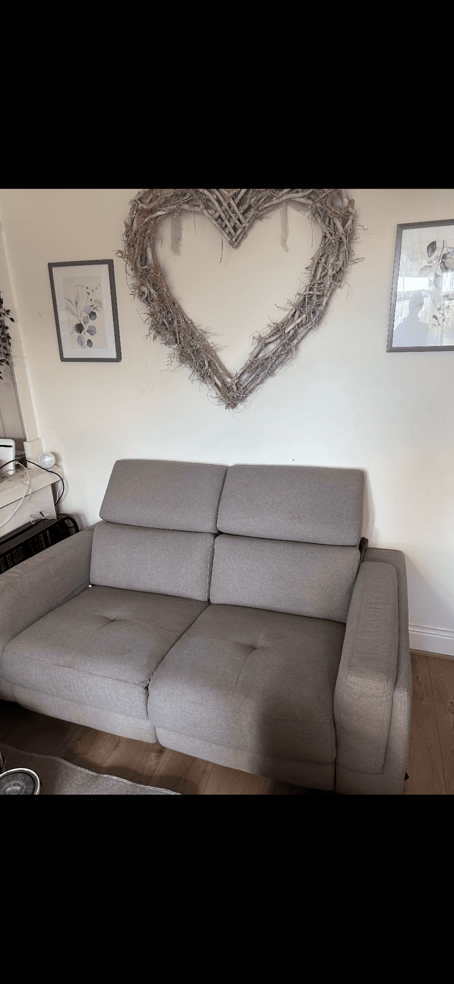 3 + 2 electric recliners from Harvey’s in grey