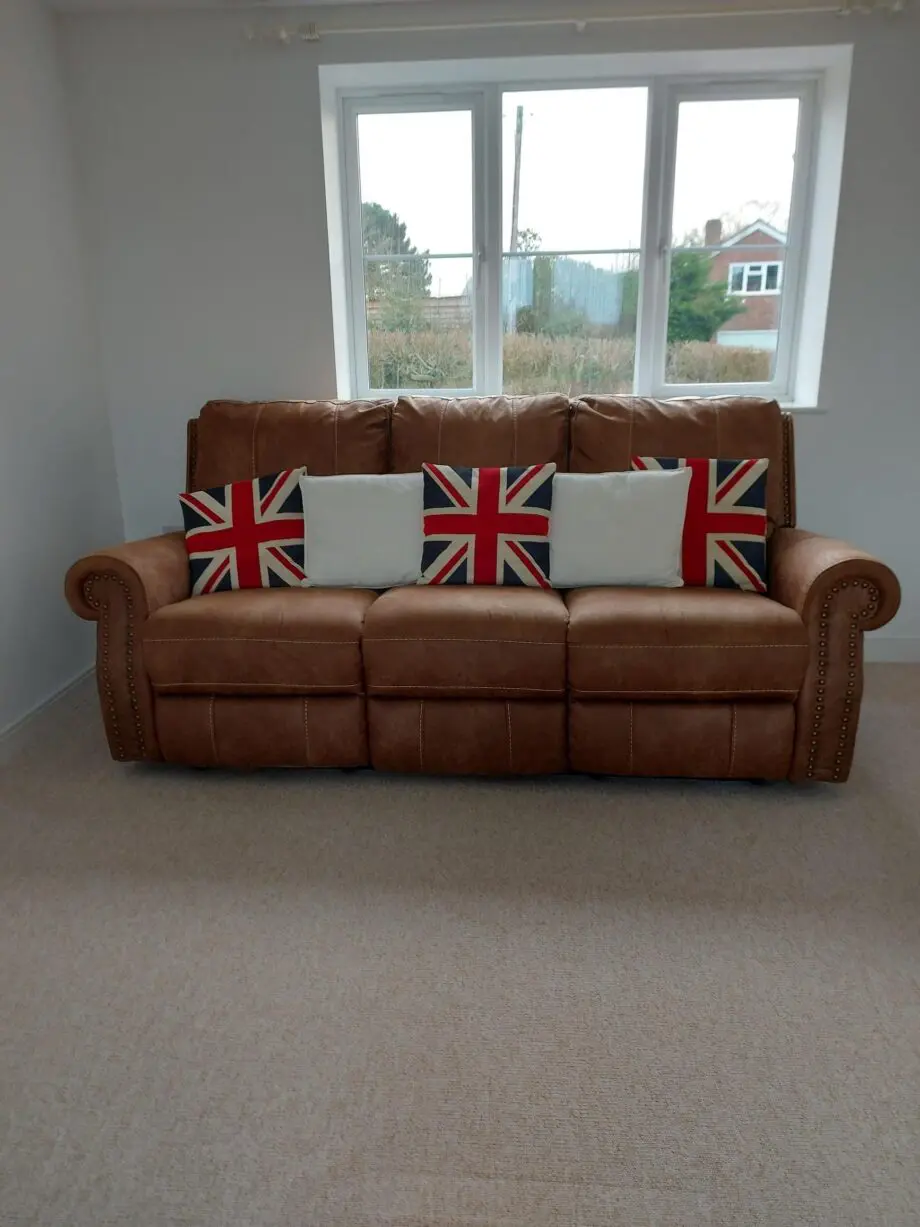 Oak Furniture Land Savannah Beige/Brown Suede Electric Recliner Sofa