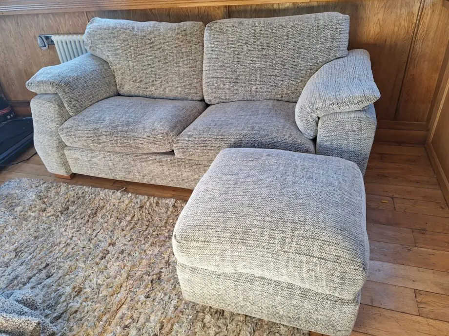 SCS sofa and puff