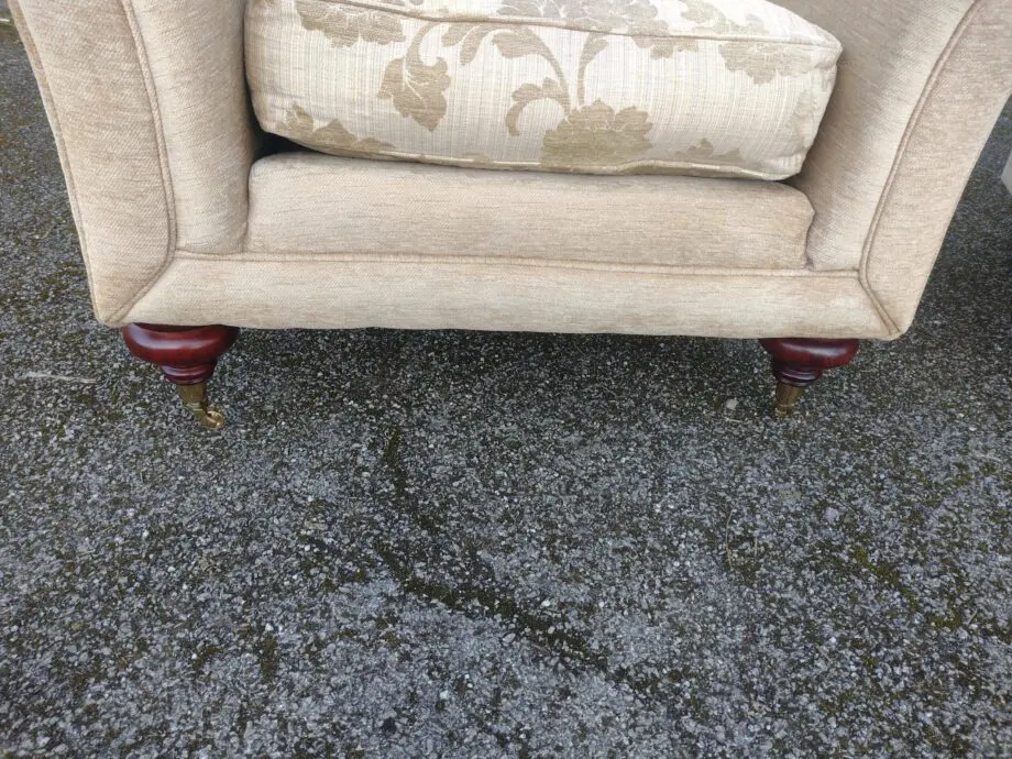 Tradional beige 3 seater sofa and 2 chairs