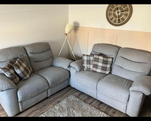 Sofalistic The Sofa Marketplace buy and sell preloved sofas nationwide Preloved sofas for everyone