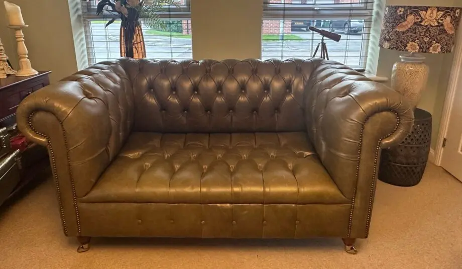 Chesterfield 2 seater leather sofa
