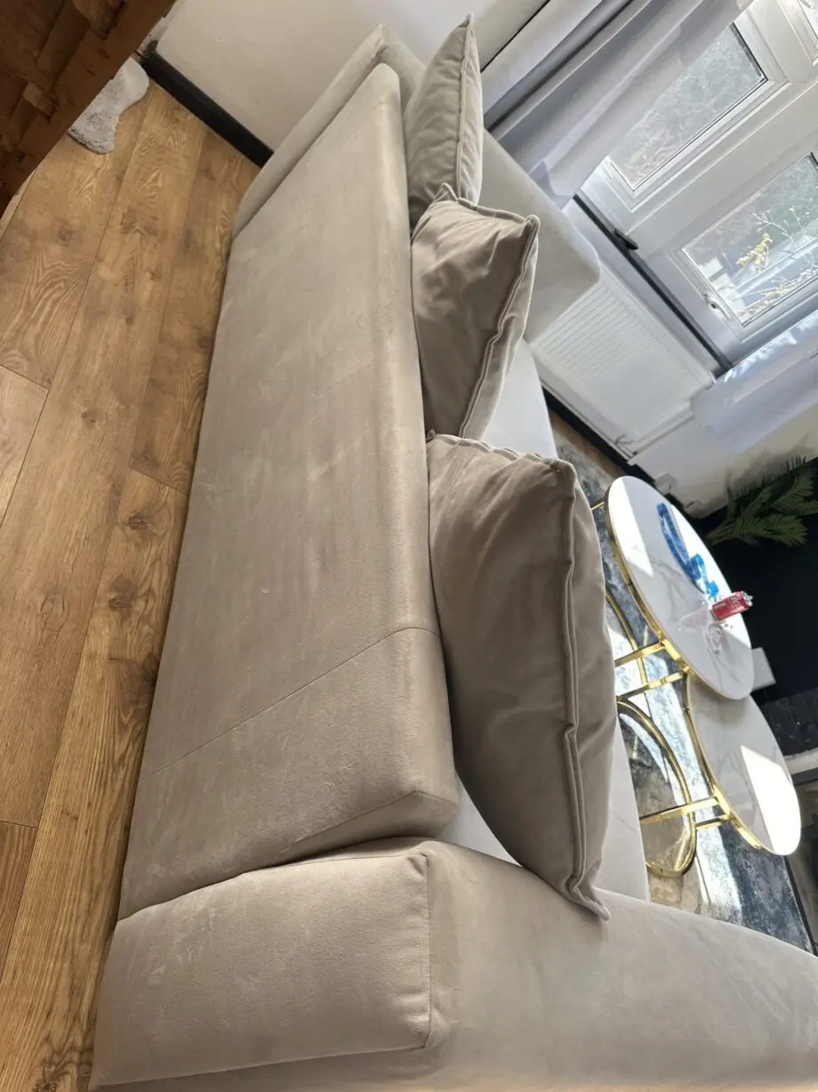 3 seater silver white sofa in perfect condition, no