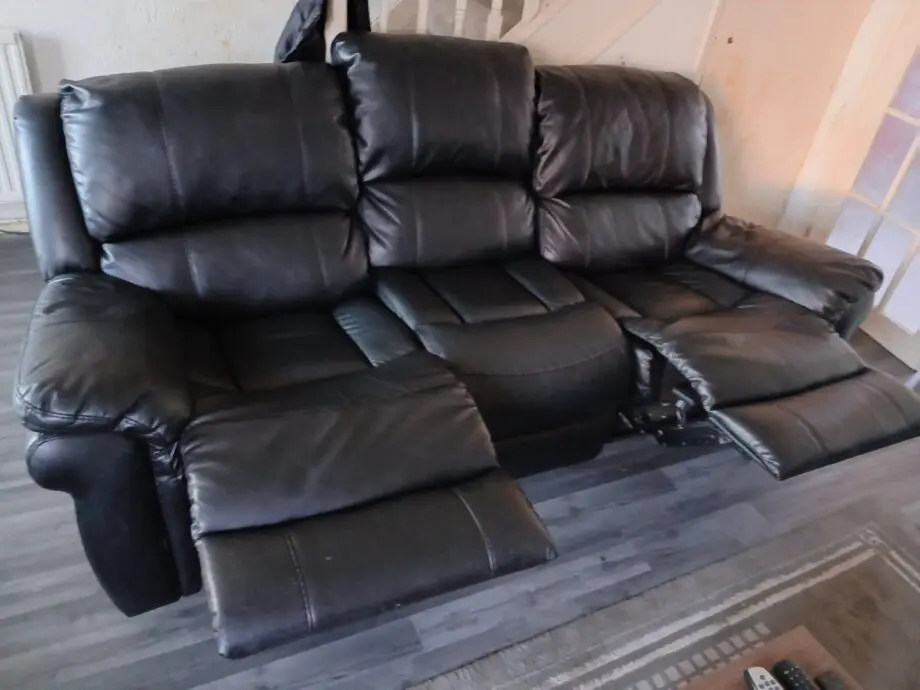 DFS BLACK NEW RECLINER SOFA SETS