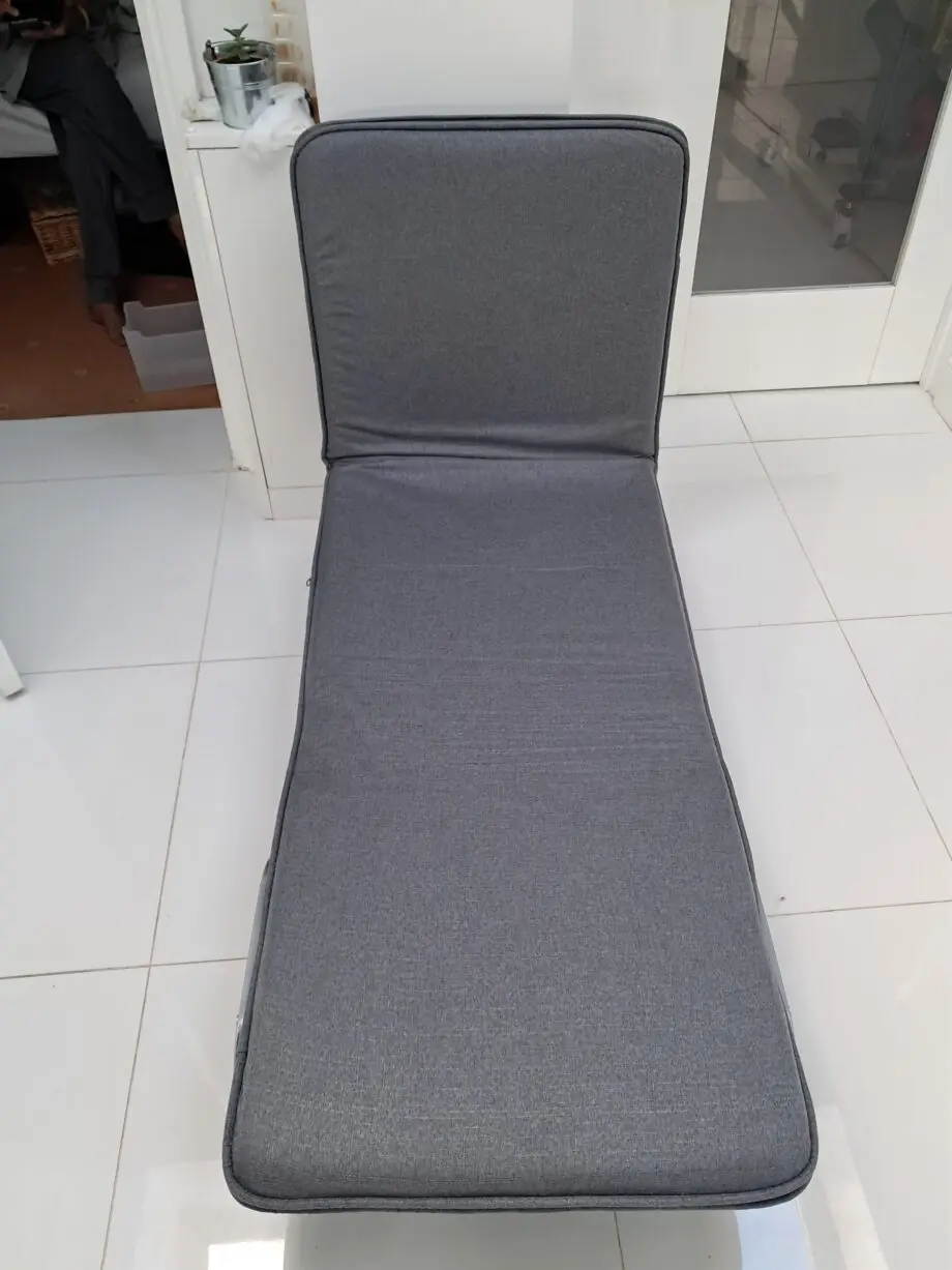 Single Sofa Bed Chair - 3 in 1 = sofa, lounger or a bed