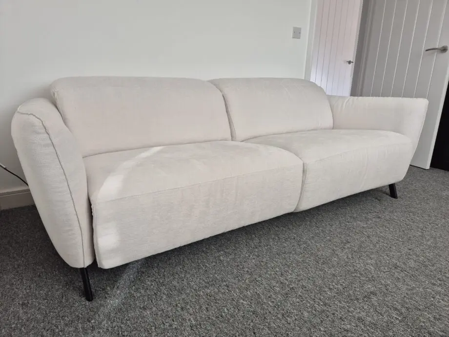 As new / never used - Natuzzi 3 seater and 2 seater sofa