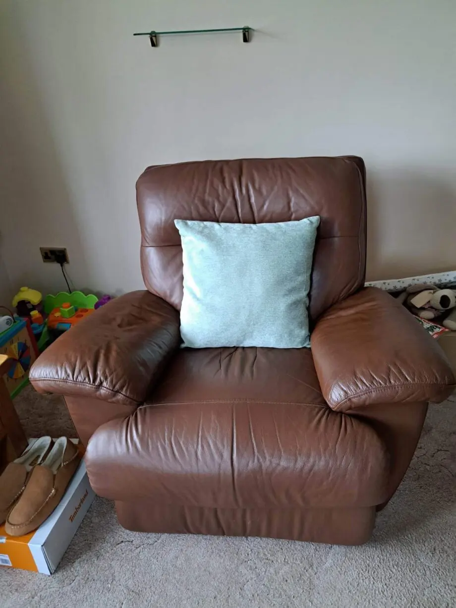DFS 3 PIECE BROWN LEATHER SOFA SET