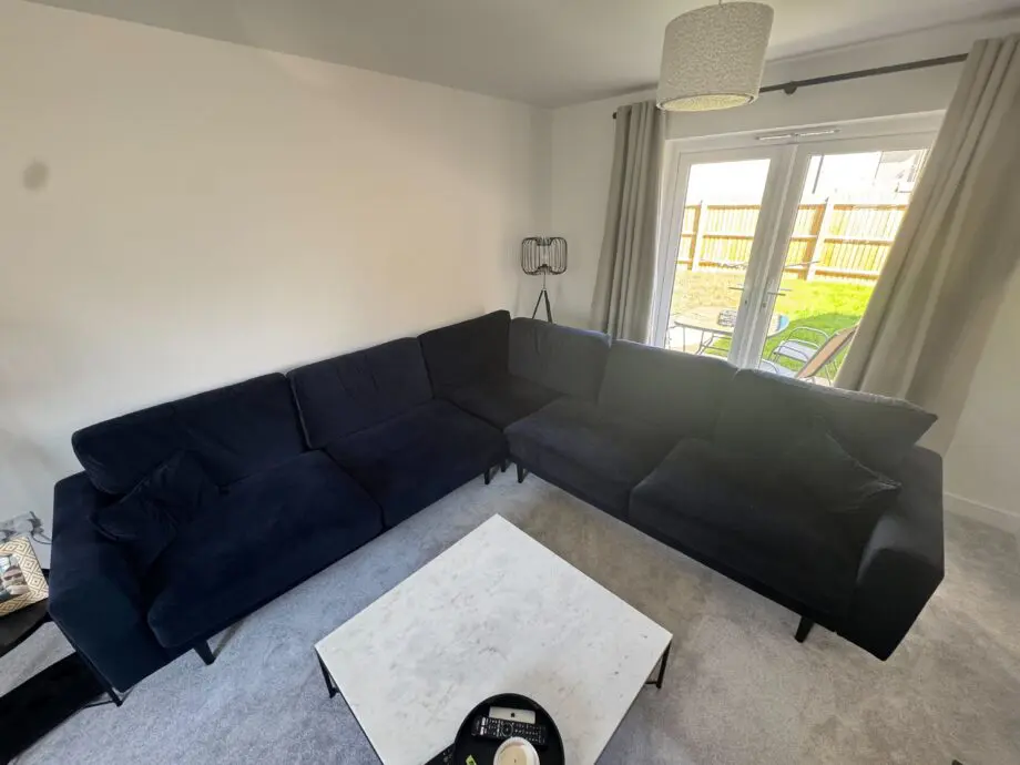 Snug Big Chill Corner Sofa - Like new!