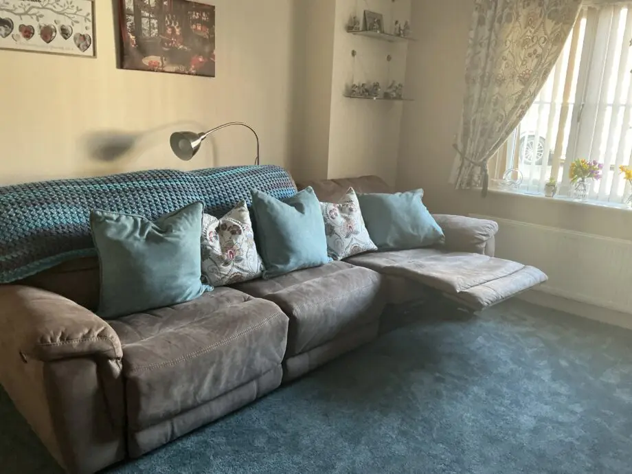 DFS 5 piece settee in beige coffee colour