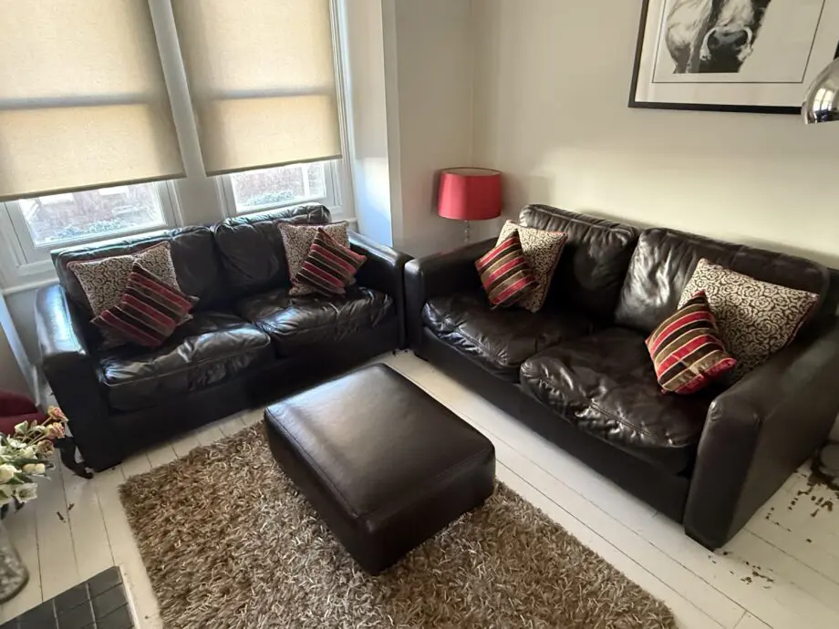Very Good Condition Brown Leather Sofa Set